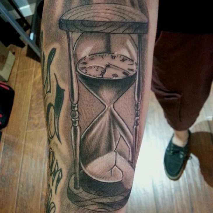 Hourglass Tattoos 104