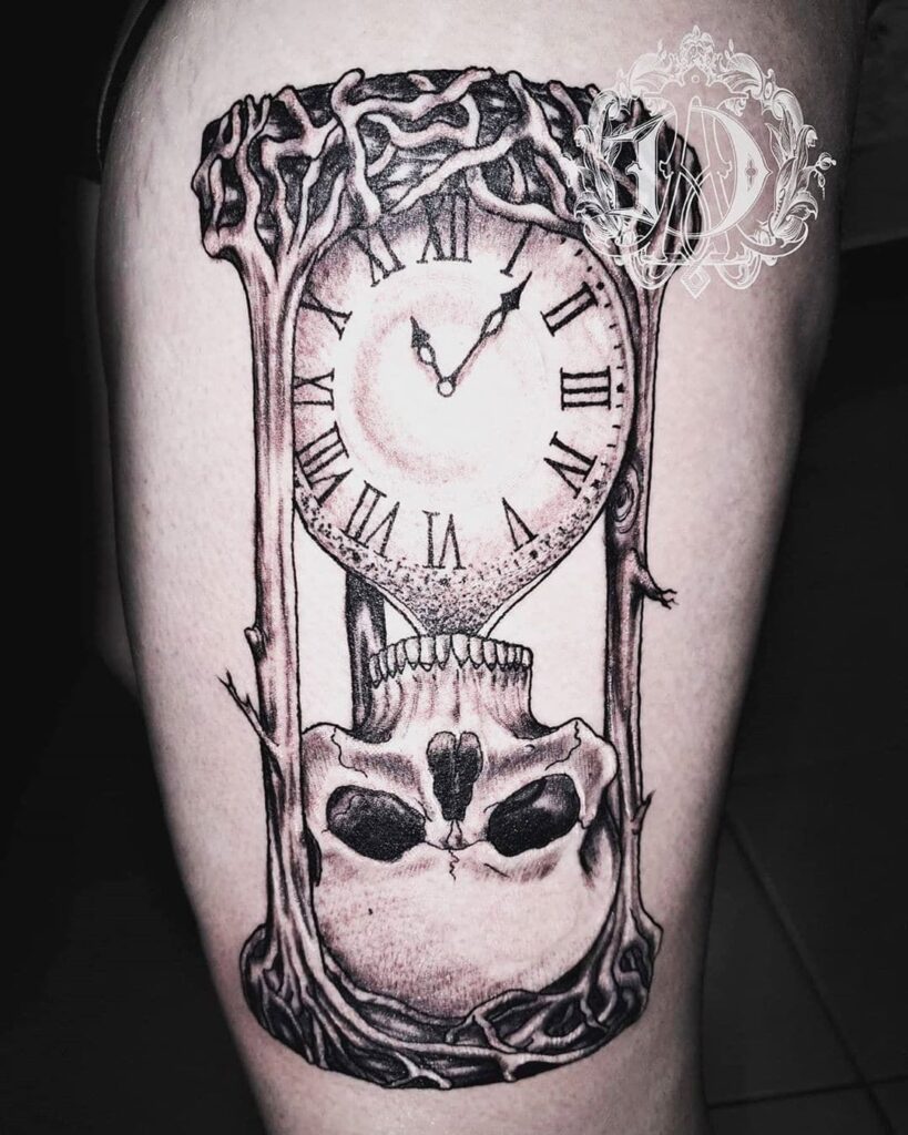 160+ Beautiful Hourglass Tattoos Designs With Meaning (2023) -  TattoosBoyGirl