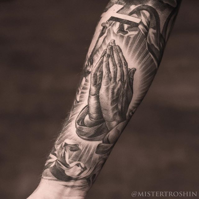 Praying Hand Tattoos 27