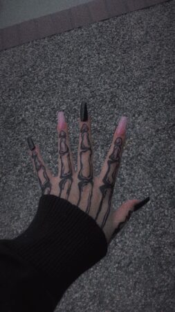 170+ Cool Skeleton Hand Tattoos Designs With Meanings (2022 ...