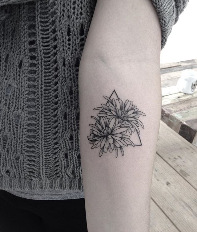Chrysanthemum Tattoo 60