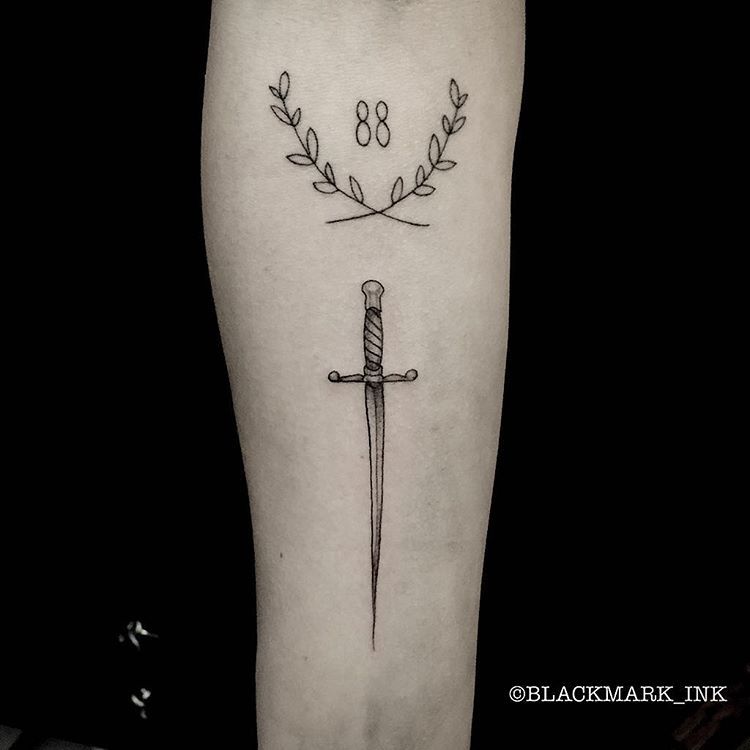 Sword Tattoos 100