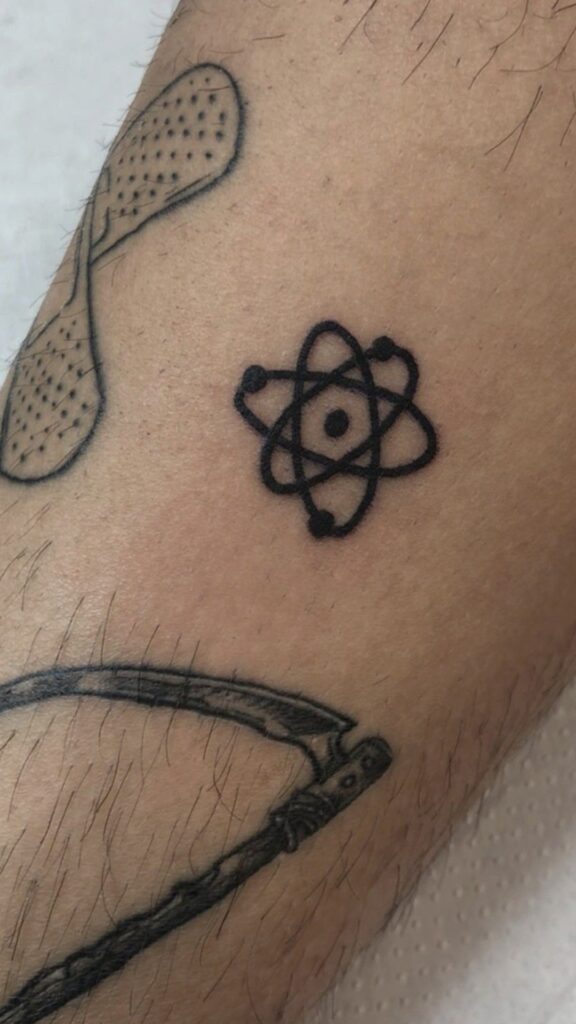 Atom Tattoo 115