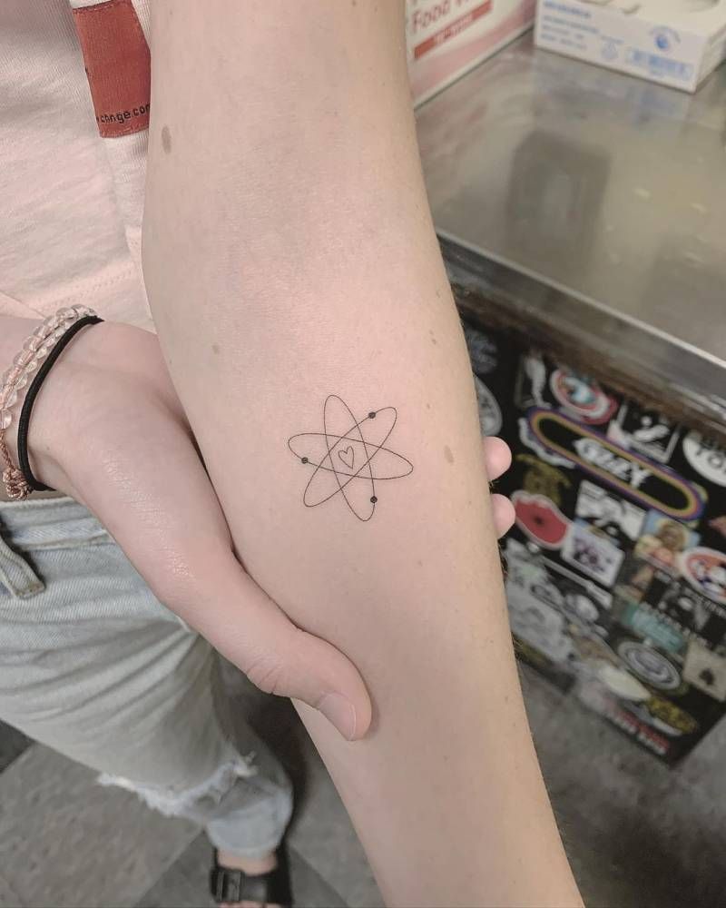 Atom Tattoo 35