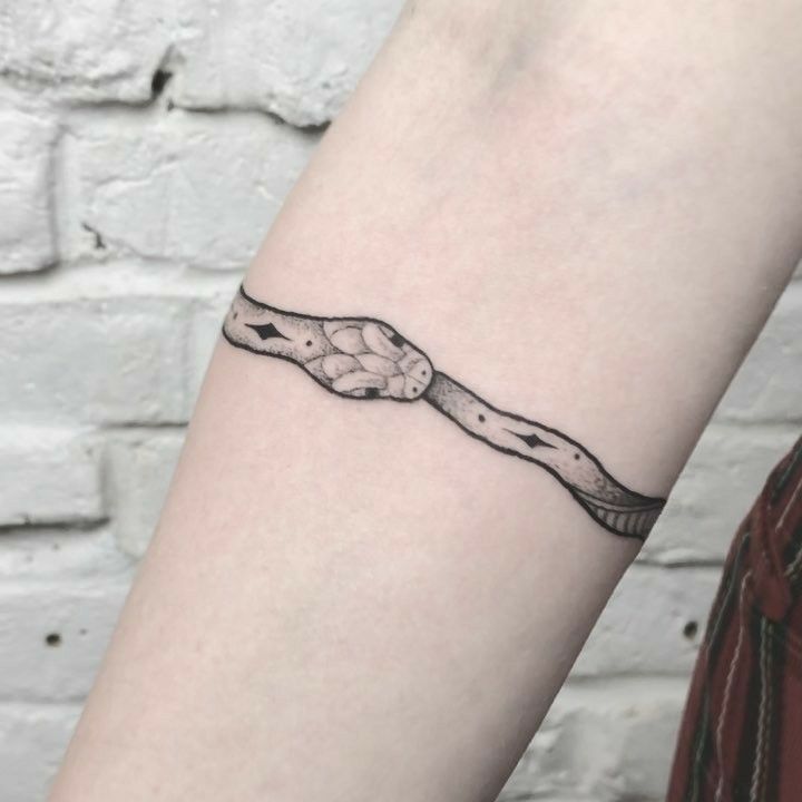Tatuaje de Ouroboros 123