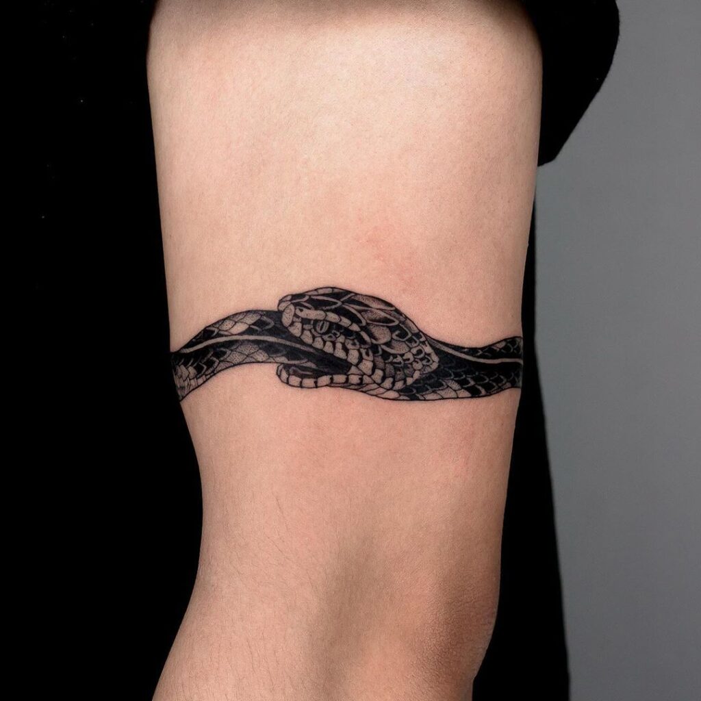 Tatuaje Ouroboros 160