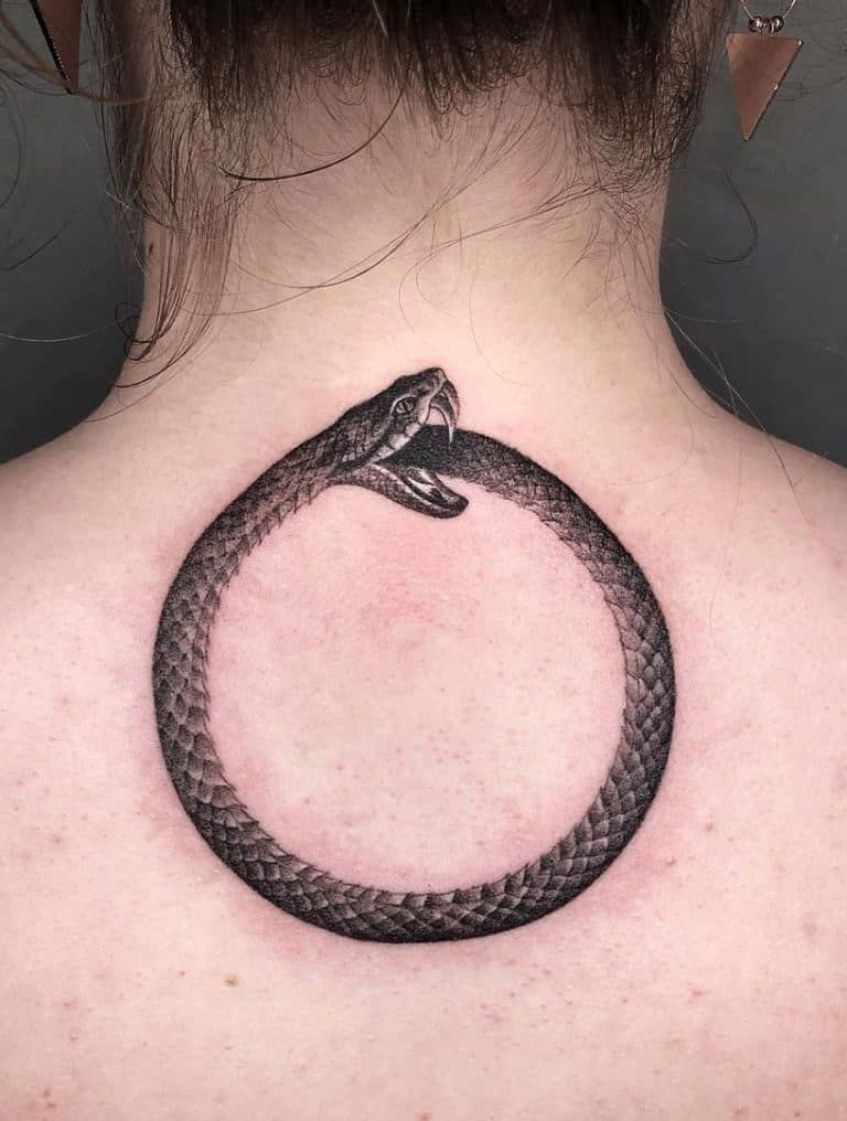 Tatuaje de Ouroboros 46