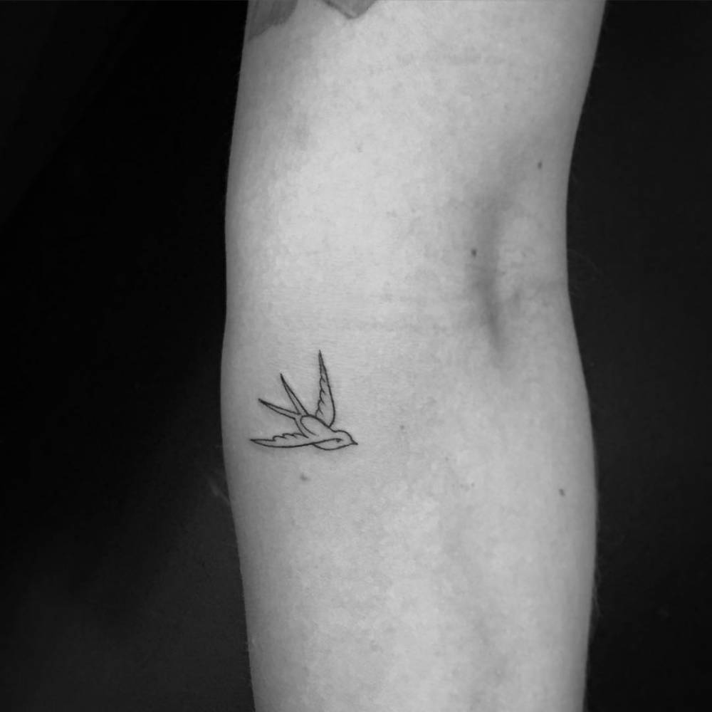 Swallow Tattoos 11