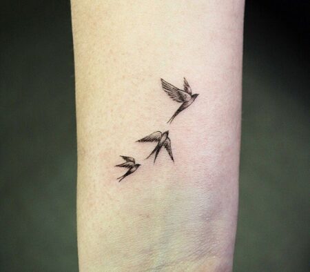 220+ Swallow Tattoos Designs with Meaning (2022) - TattoosBoyGirl