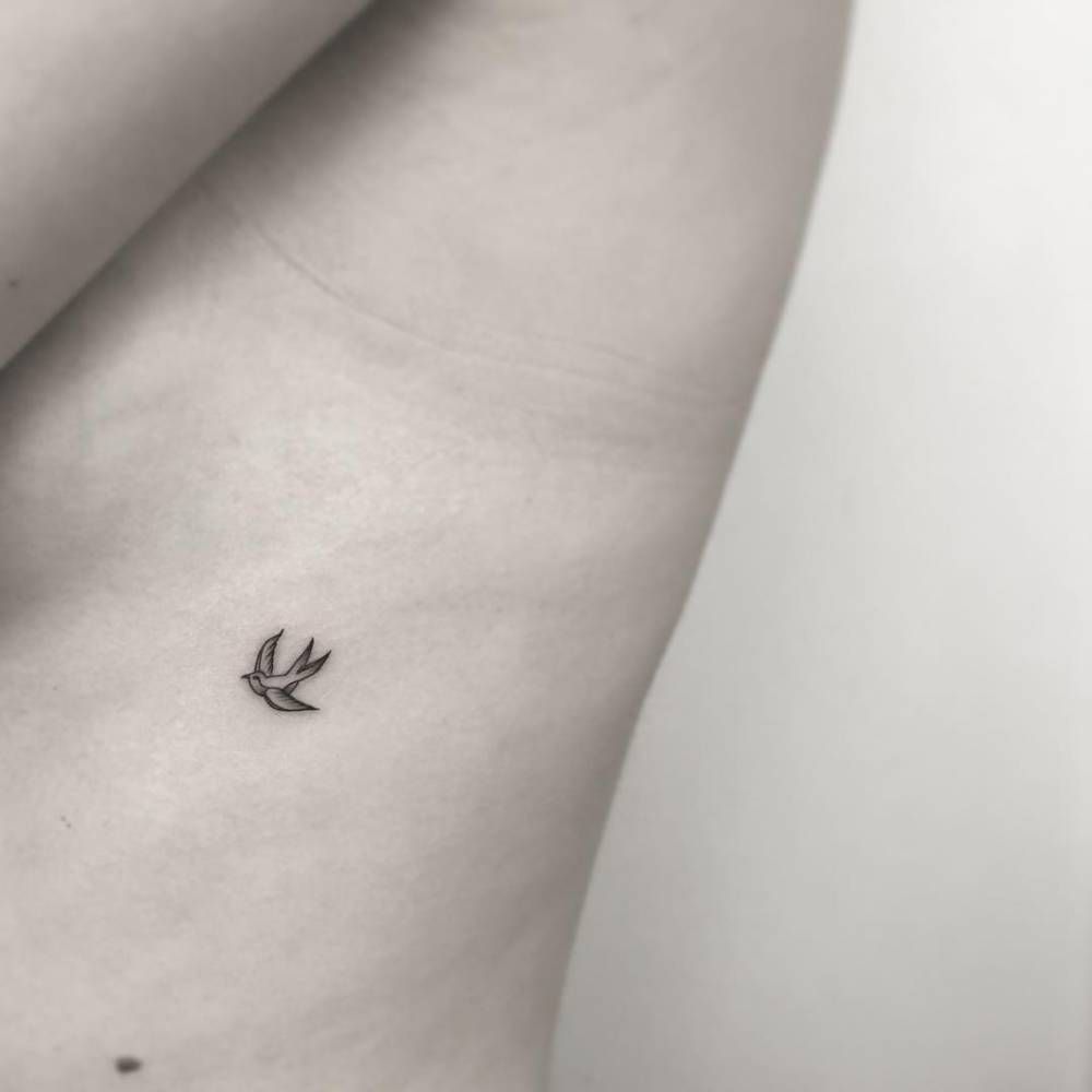 Swallow Tattoos 36