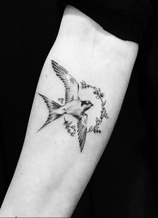 Swallow Tattoos 51