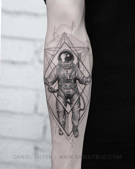 Astronaut Tattoos 198