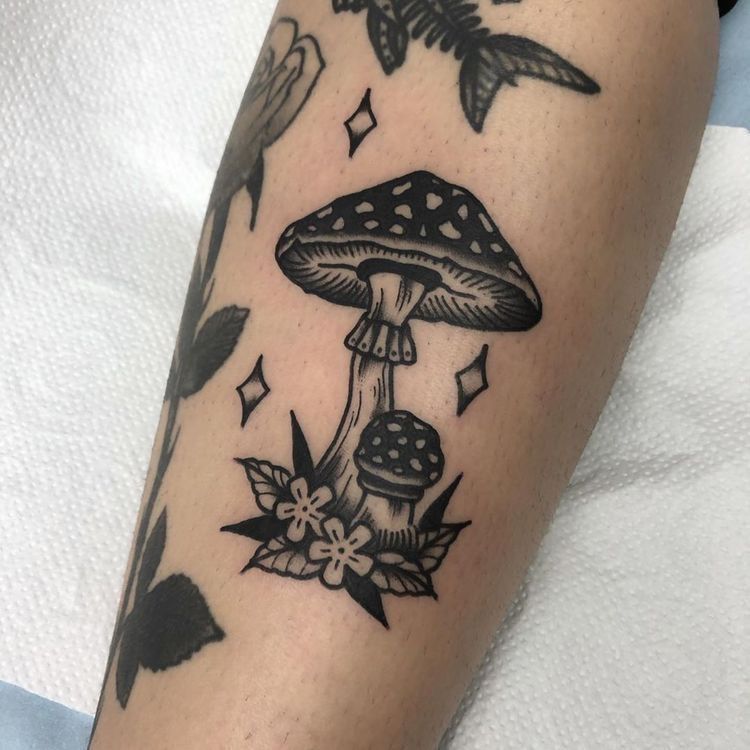 Mushroom Tattoo 136