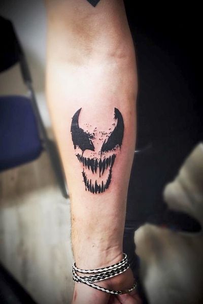 Venom Tattoo 80