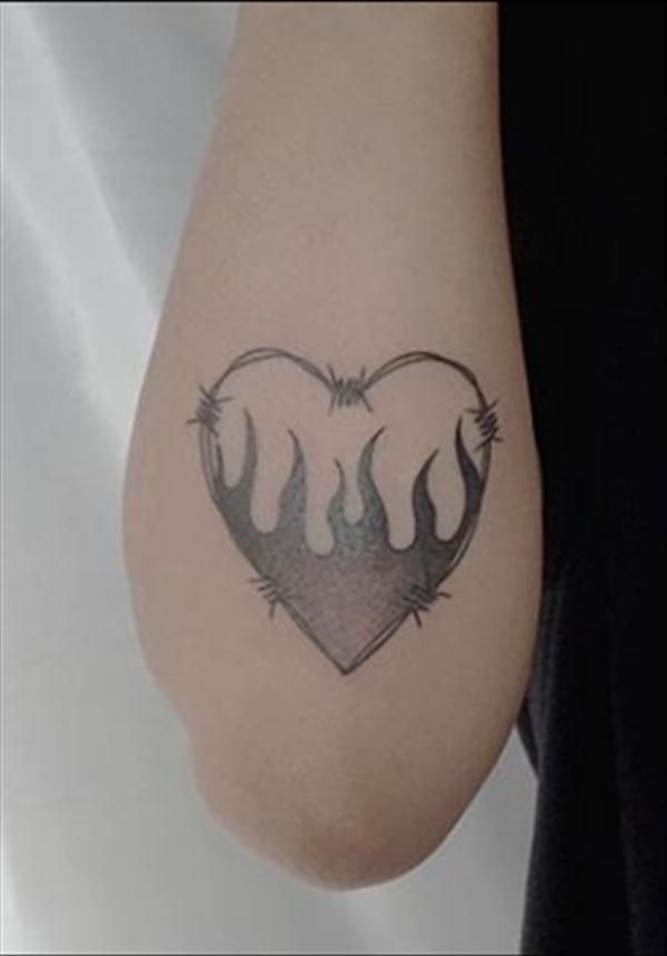 Flame Tattoo 212