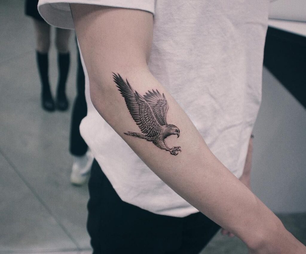 Hawk Tattoo 32