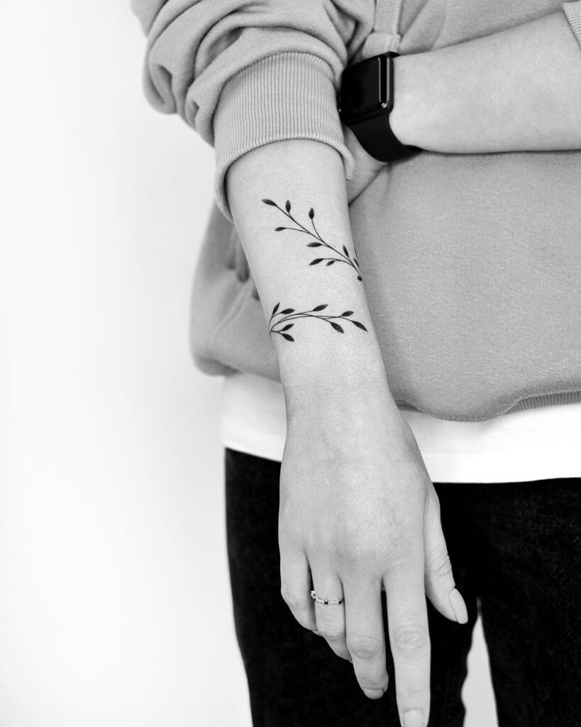 Toplist+ Marvelous Leaf Tattoo Ideas (2023) 1141 Leaf Tattoo 166