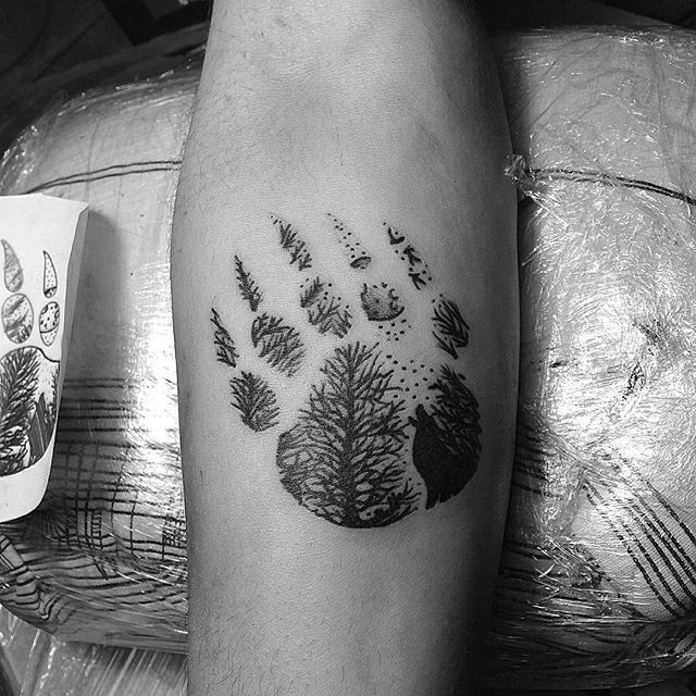 Bear Tattoos 218
