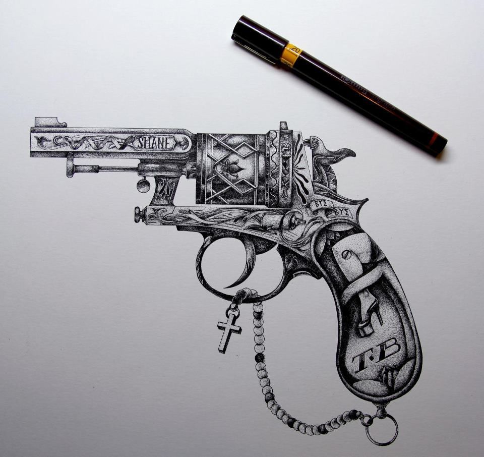 Tatuaje de pistola 148