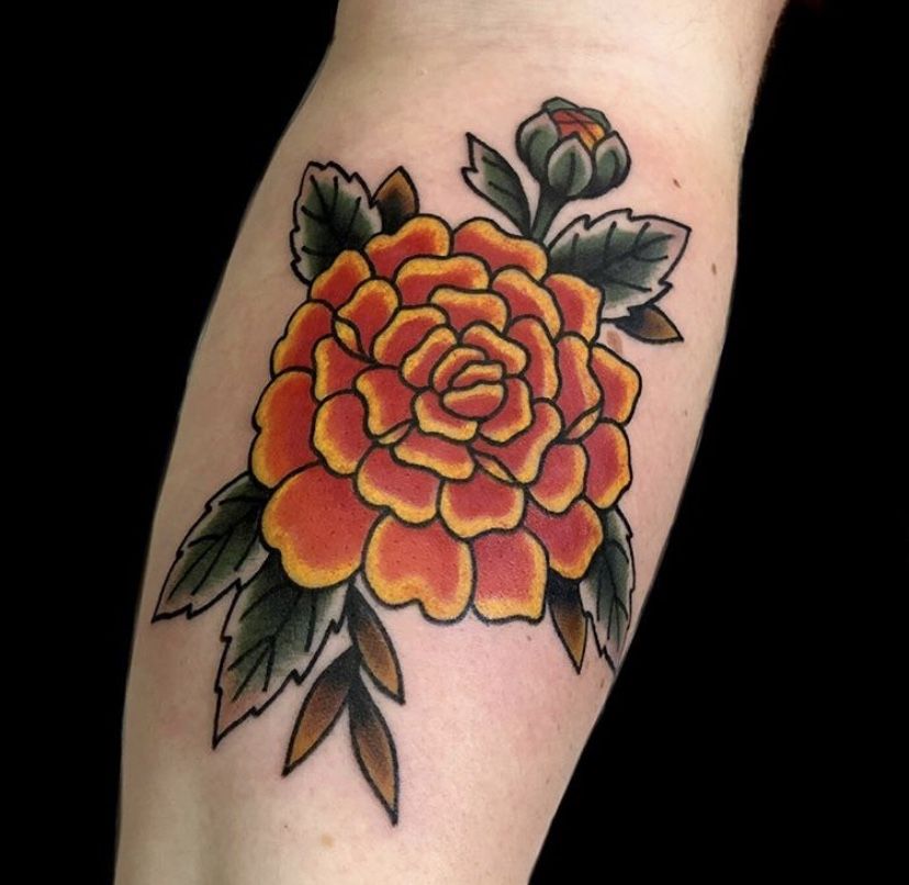 tatuaje de caléndula 42