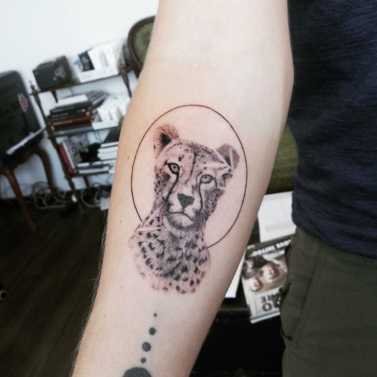 Toplist+ Beautiful Cheetah Tattoo Designs (2023) 887 Cheetah Tattoo 29