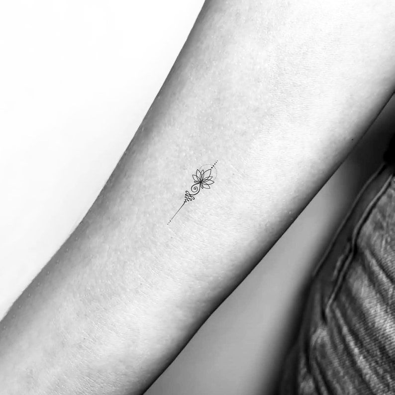Single Line Tattoo 159