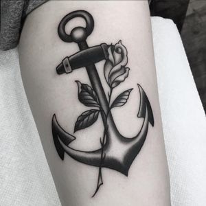 Spade Tattoo 215