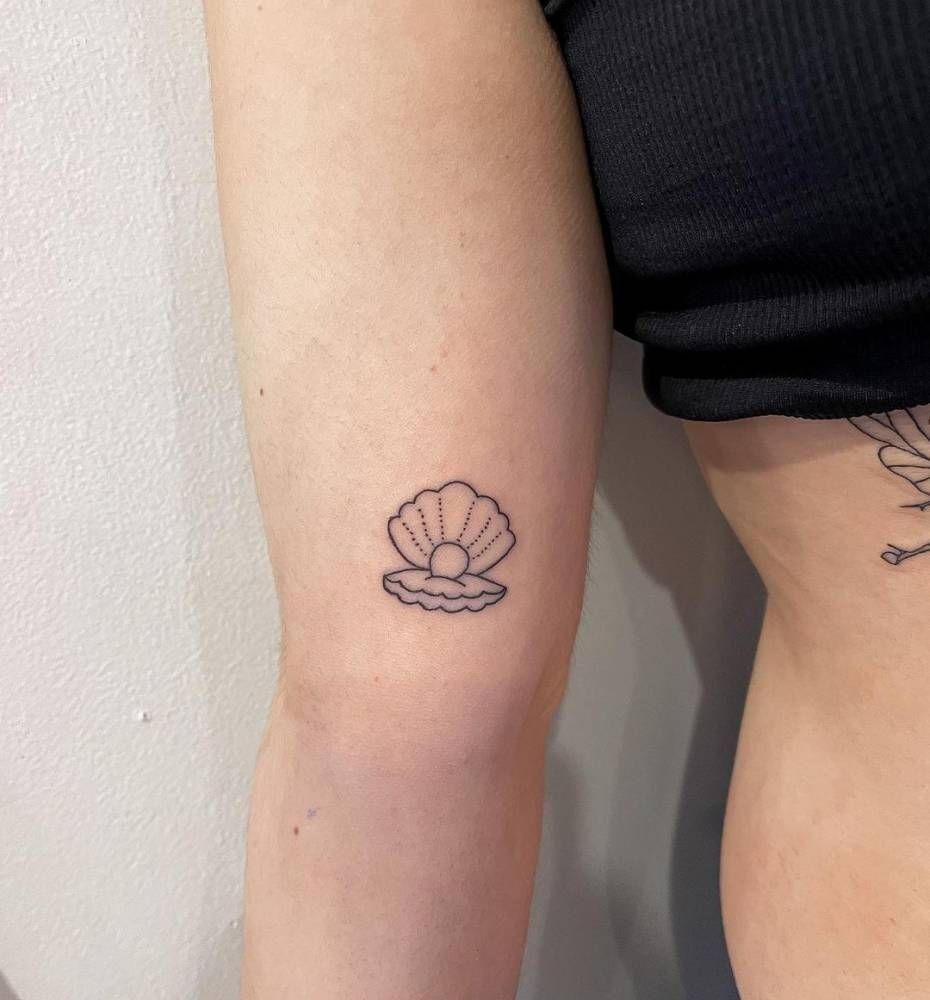 Aphrodite Tattoo 108