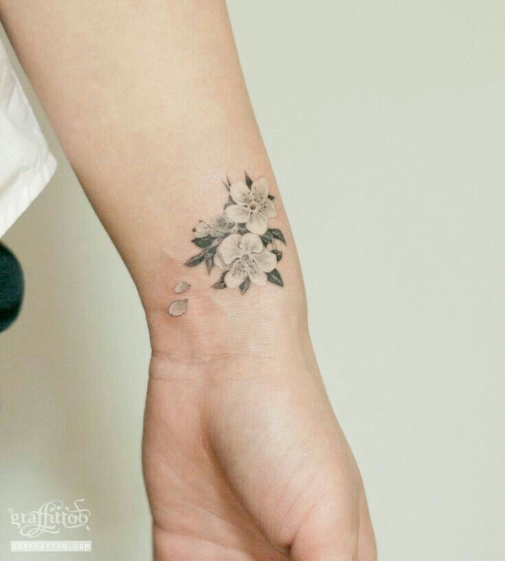 Magnolia Tattoo 257
