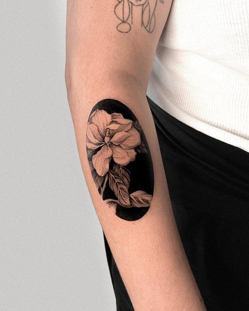 Magnolia Tattoo 268