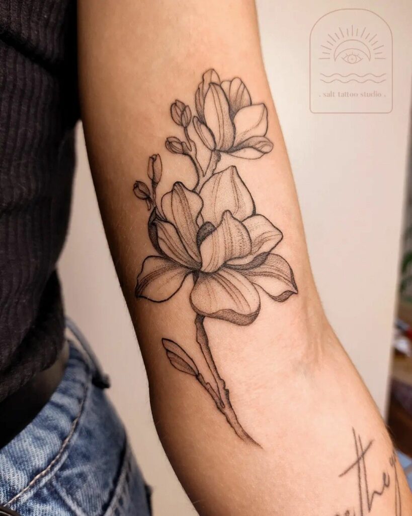 Magnolia Tattoo 33