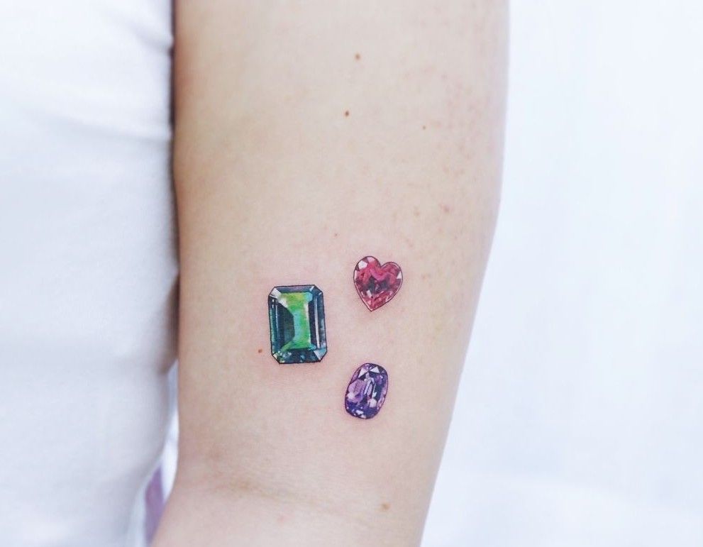 Emerald Tattoo 121