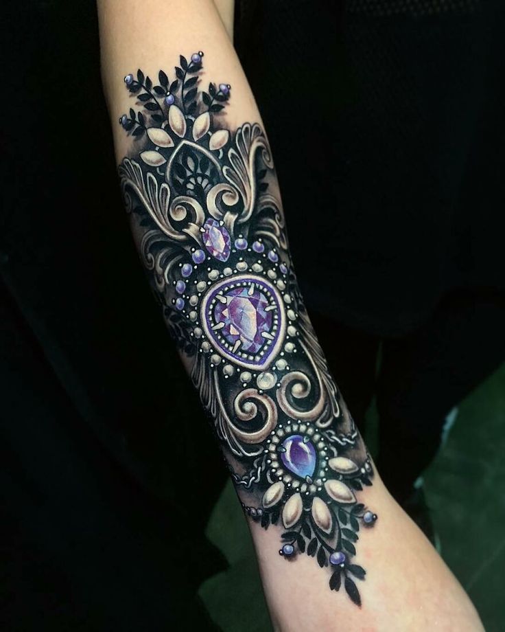 Emerald Tattoo 82