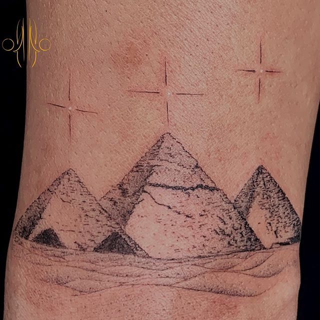 Pyramid Tattoo 85