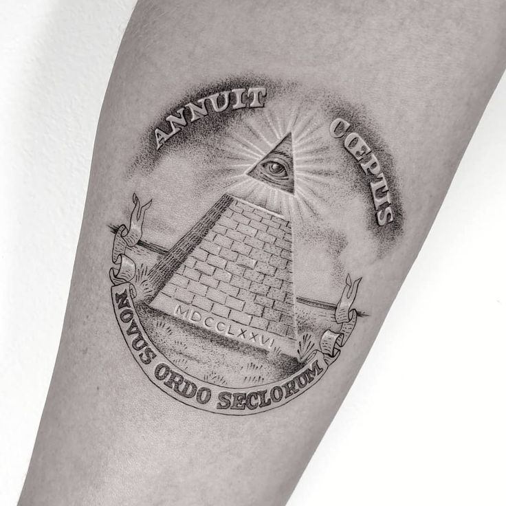 Pyramid Tattoo 86