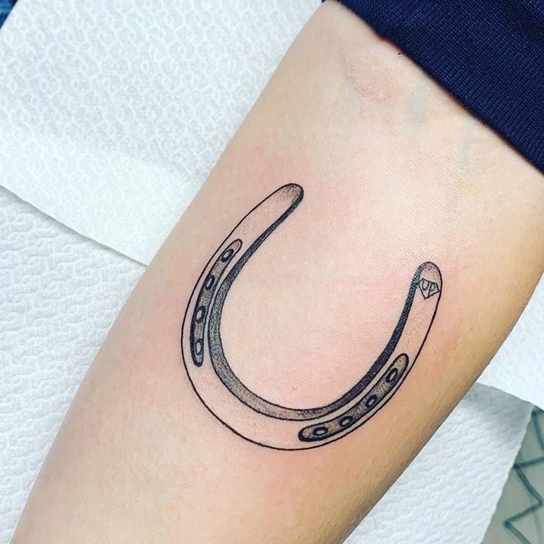 Horseshoe Tattoo 101