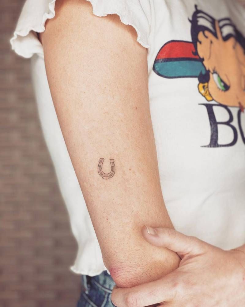 Horseshoe Tattoo 149