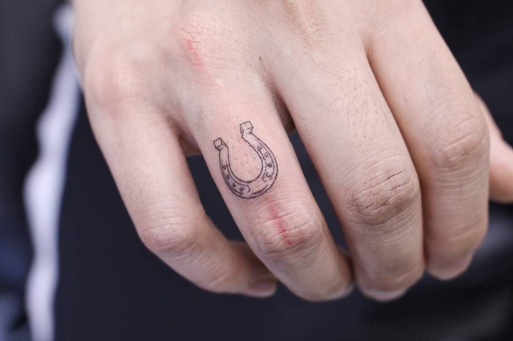 Horseshoe Tattoo 174