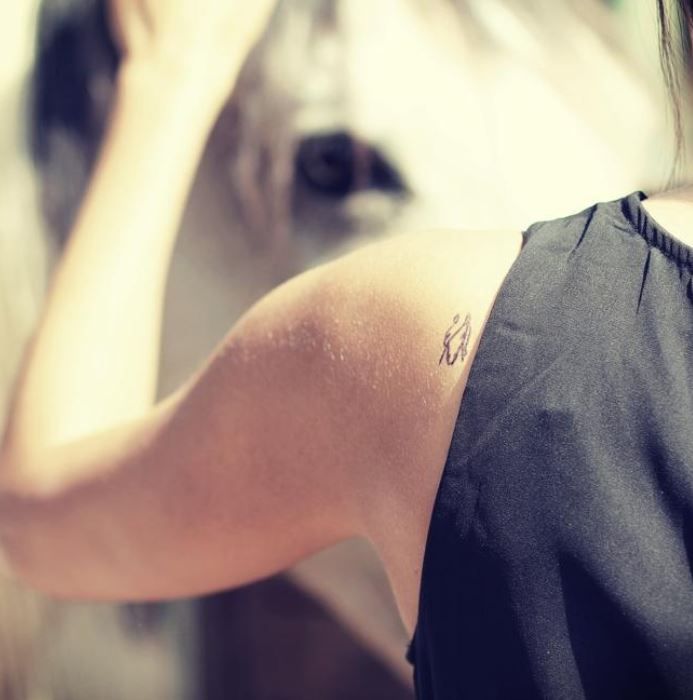 Horseshoe Tattoo 185