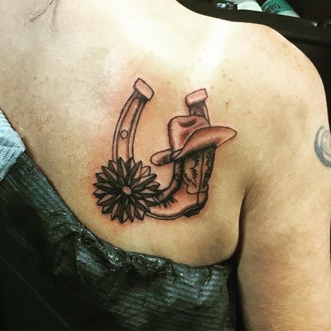 Horseshoe Tattoo 197