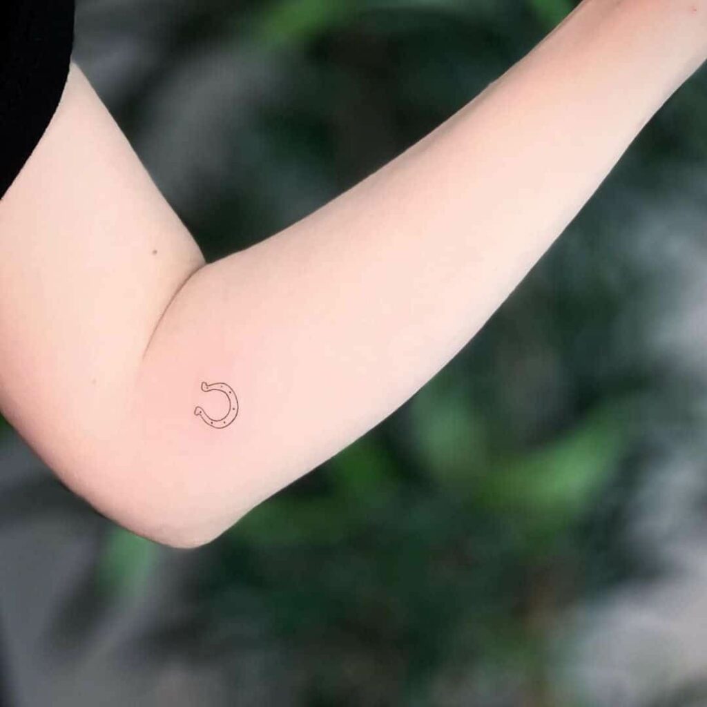 Horseshoe Tattoo 210