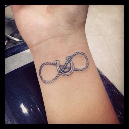 Horseshoe Tattoo 217