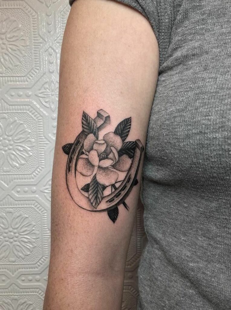 Horseshoe Tattoo 39