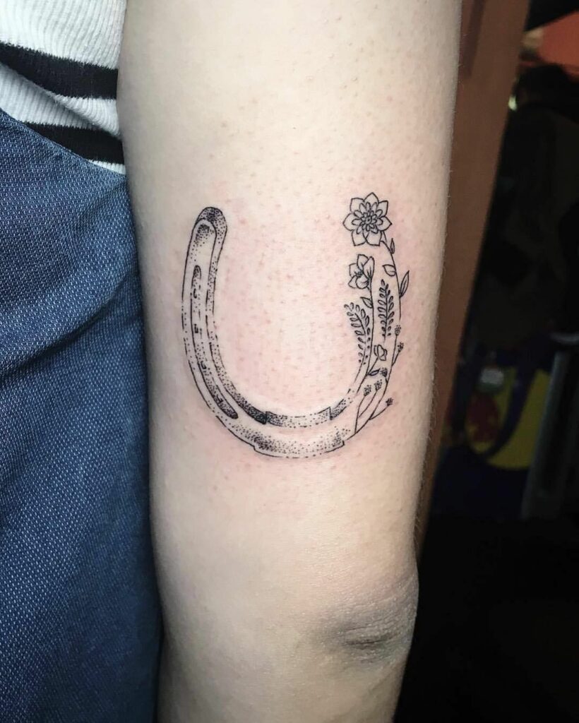 Horseshoe Tattoo 49