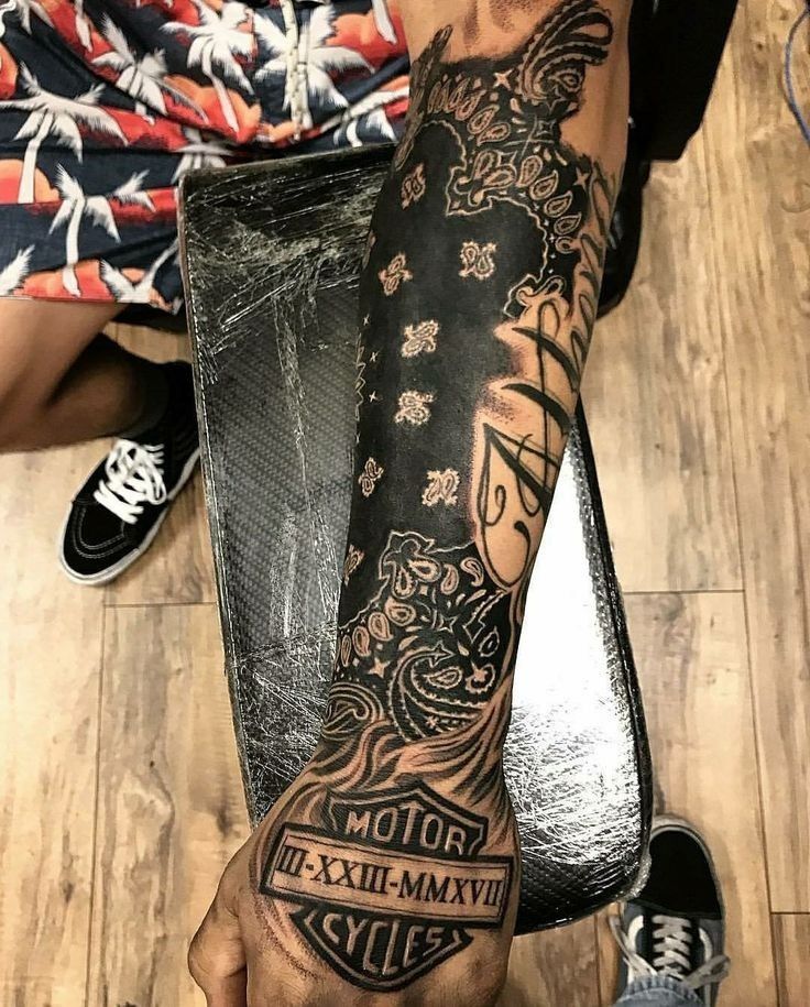Outlaw Tattoo 36