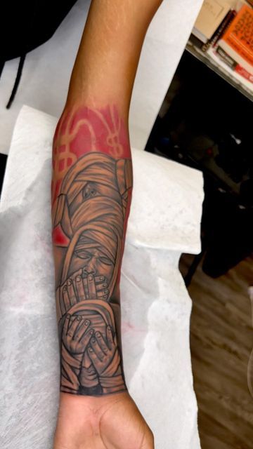 Hood Tattoos 261