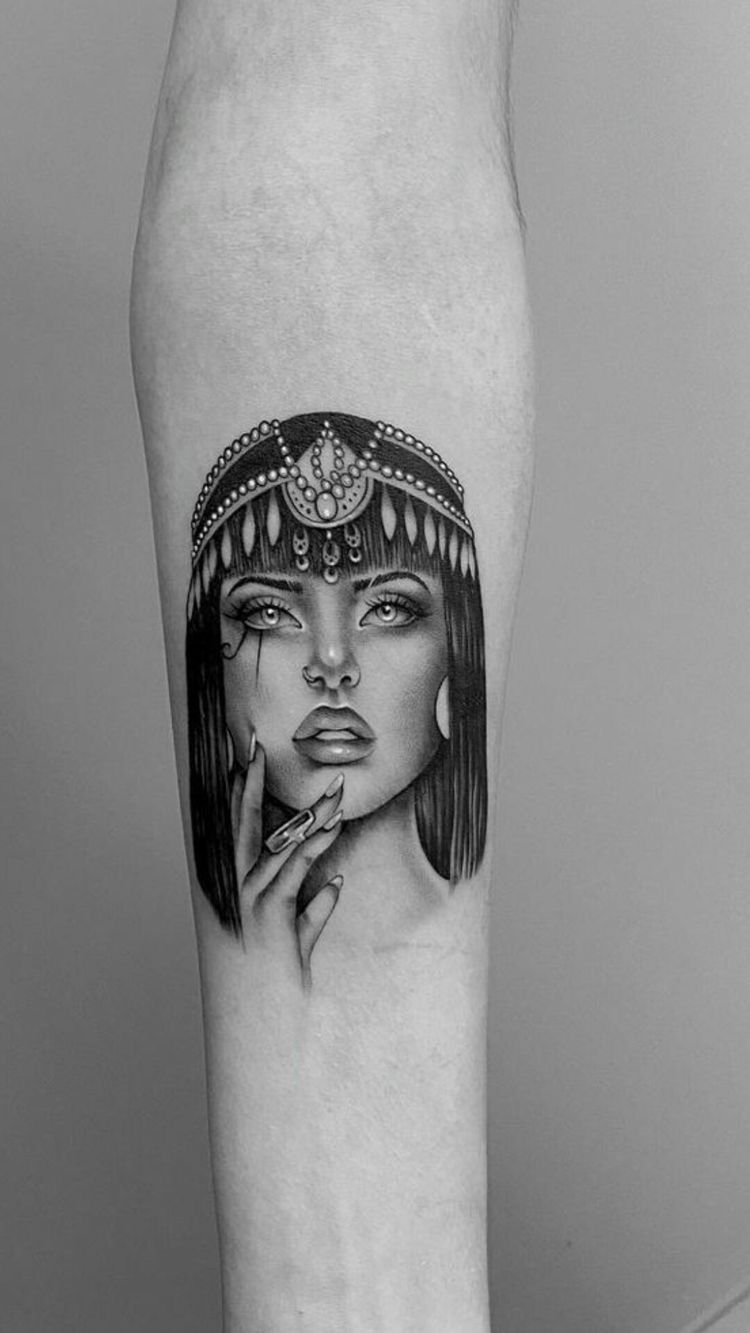Cleopatra Tattoo (139)