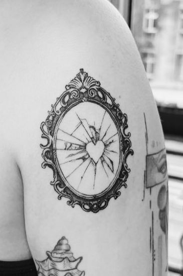 Mirror Tattoo (33)