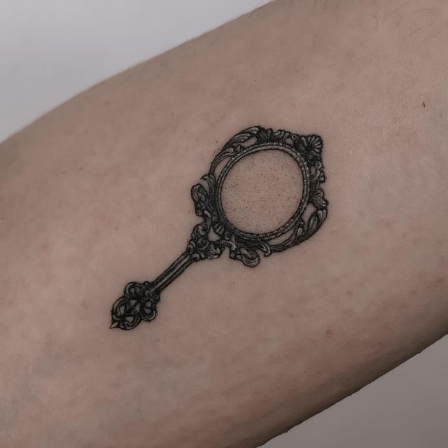 Mirror Tattoo (54)